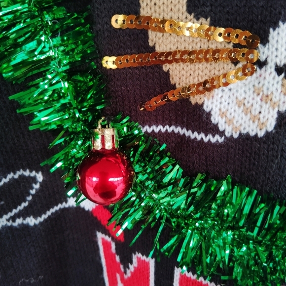 Women's Grumpy Cat Ugly Christmas Sweater Size XL 15-17 - Picture 3 of 6